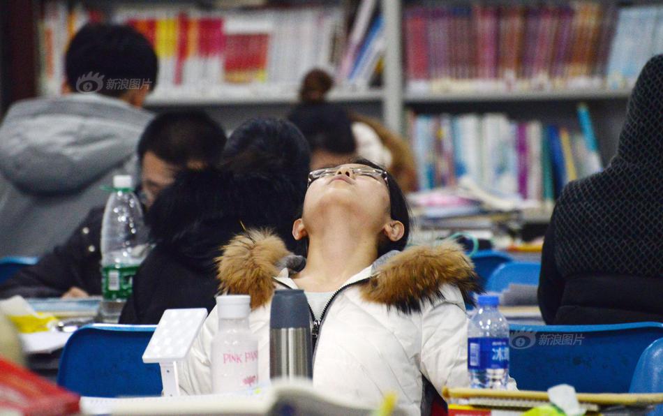 老女人日Bb视频