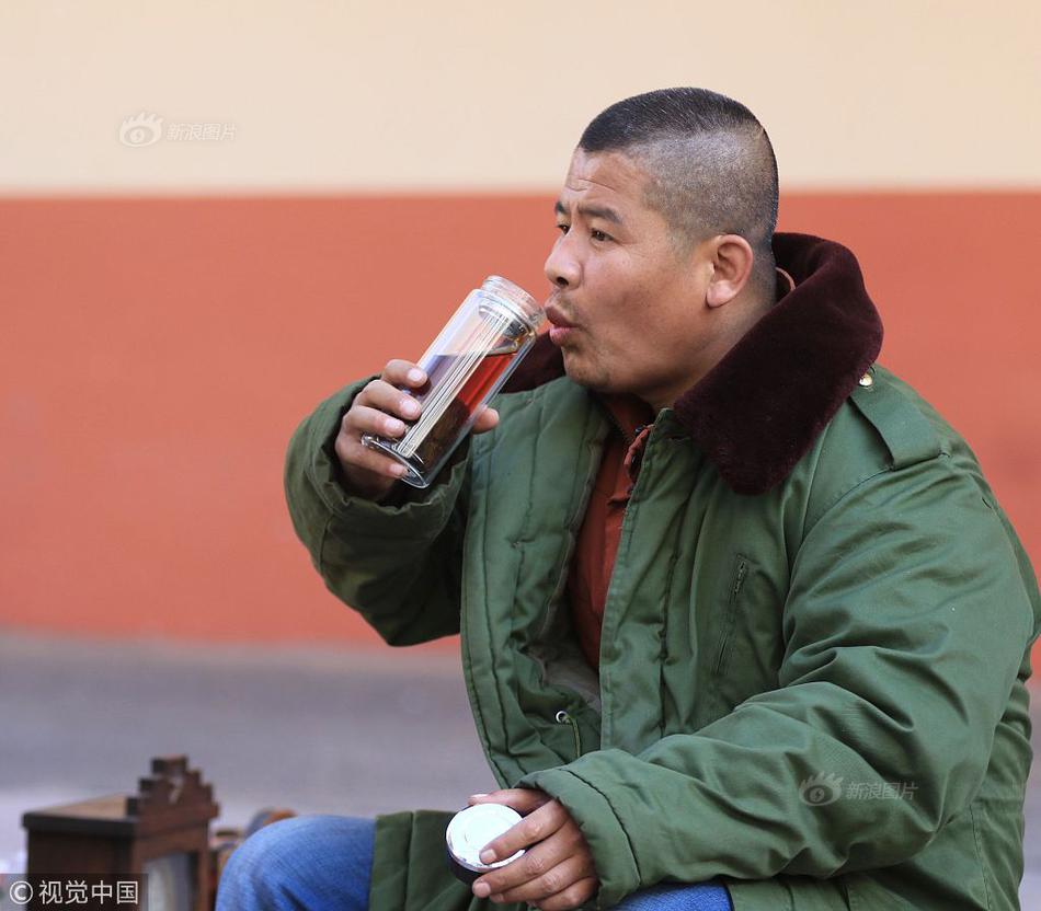 看交换性乱伦重口味黄色电影