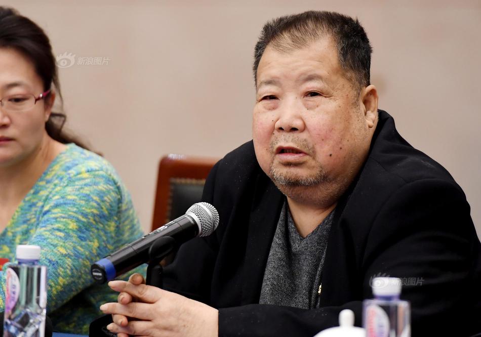 盧靚光碟