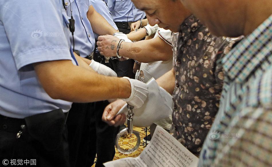 男男一起相嗟嗟嗟免费视看