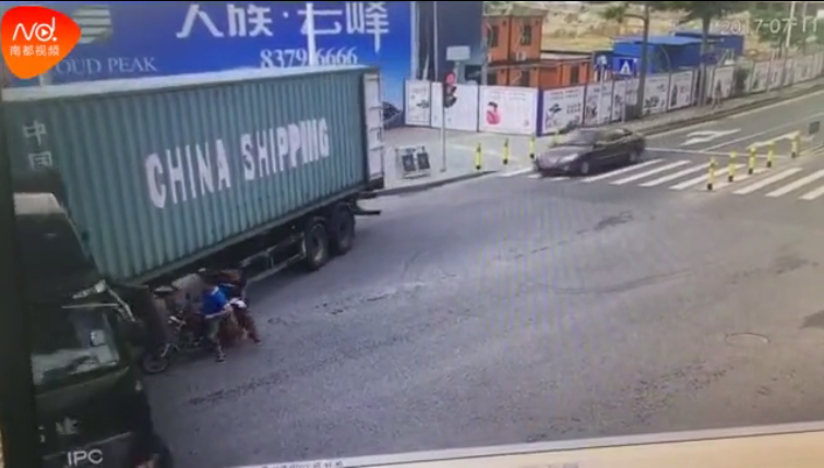 美国美女三级片