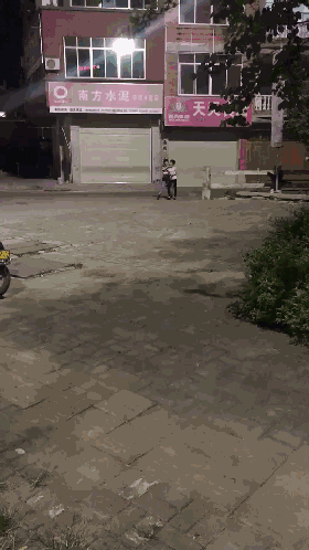 家庭乱伦亚洲激情