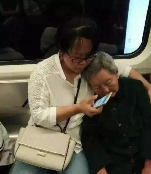 美女露%100