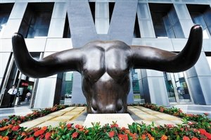 那些交易所门前惹过争议的雕塑