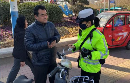 人脸识别立功 山东交警曝光韦省长等10名违法者