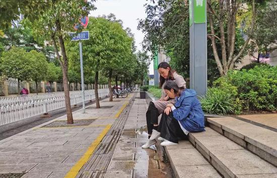 皇冠体育官网app下载|唐山市行政审批局“四最”品牌 跑出“唐山速度”