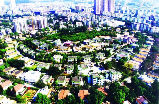 20世纪80年代,深圳房地产公司建起怡景花园高级住宅区(深圳博物馆供图)