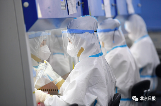 郑州无症状感染者系孕妇 未打疫苗
(郑州无症状感染者系孕妇 未打疫苗怎么办)-图1 郑州无症状感染者系孕妇 未打疫苗
(郑州无症状感染者系孕妇 未打疫苗怎么办)-图1