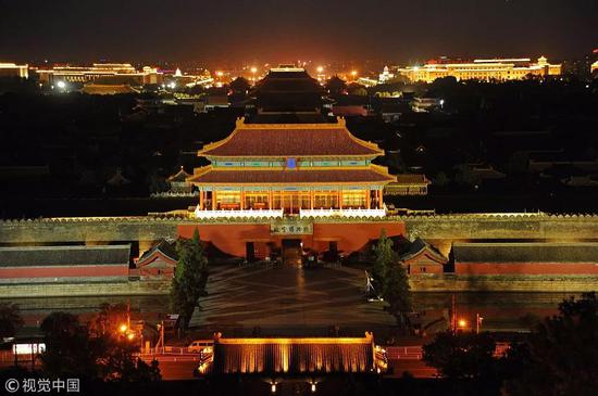 故宫夜景 (图源:视觉中国)