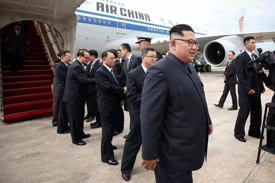 △金正恩乘坐国航飞机抵达新加坡