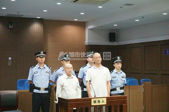 1995年浙江湖州作家抢劫杀人案一审:刘某彪获死刑