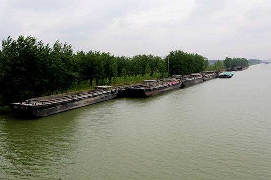 季德瑞:走 去看那条河