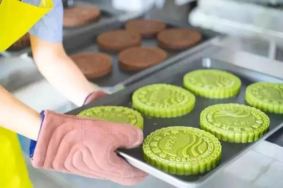 今年最受欢迎的月饼是它 网友：此一时彼一时啊