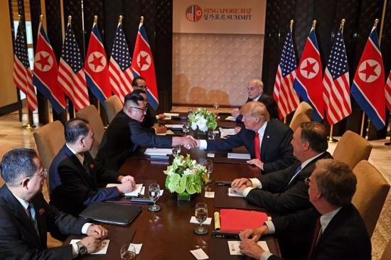△2018年6月12日,朝鲜最高领导人金正恩与美国总统特朗普在新加坡举行双边扩大会。