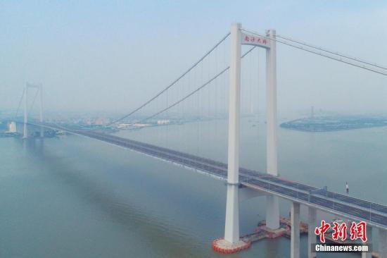  图为虎门二桥项目大沙水道桥。中新社记者 陈骥旻 摄