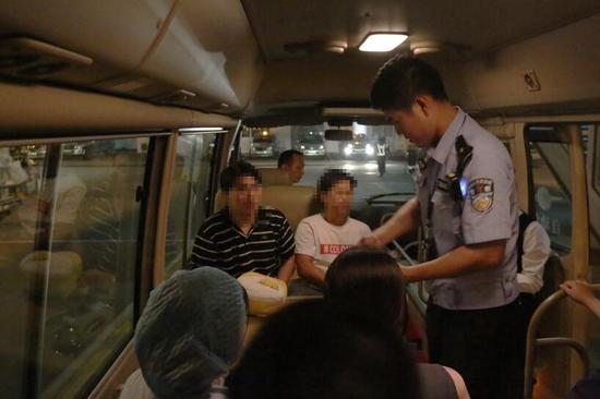 斯里兰卡爆炸3名受伤同胞抵达广州 为中科院学