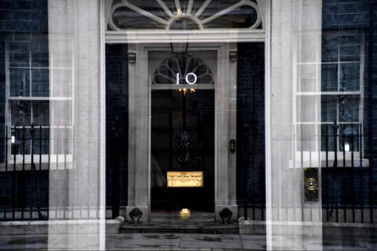 位于英国伦敦的唐宁街10号首相府。新华社发(阿尔贝托·佩扎利摄)
