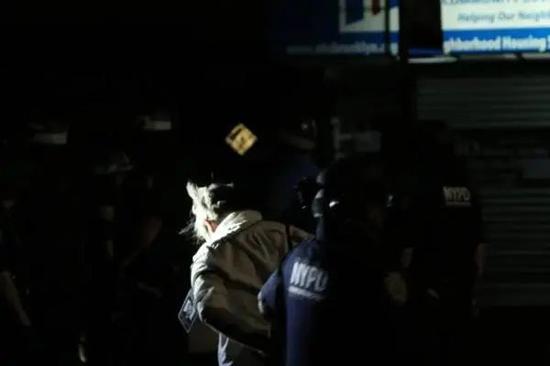外国恶搞傍晚视频,外国恶搞傍晚视频大全