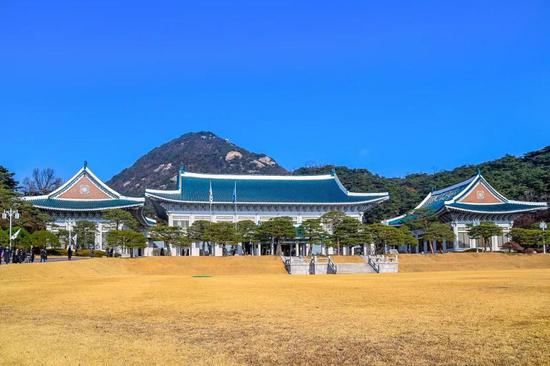 韩国空军女兵疑似自杀牵出性侵丑闻 韩媒怒批!