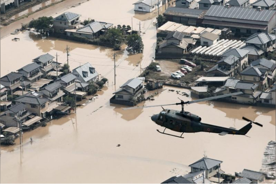 西日本暴雨灾情（图片来源：路透社）