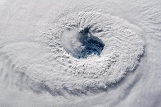 NASA国际宇宙空间站的一名宇航员在太空拍下飓风“佛罗伦斯”画面（图源：美联社）