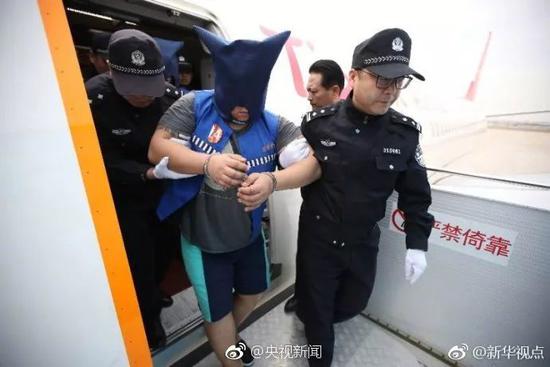 △2018年4月,78名台湾电信网络诈骗犯罪嫌疑人被公安机关从菲律宾押解回国