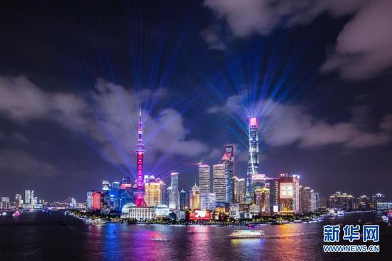 上海陆家嘴夜景(2019年9月18日摄,无人机照片).新华社记者 任珑 摄