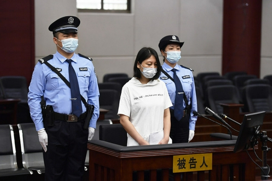 2021年9月9日,江西 南昌市中级人民法院第二法庭 ,劳荣枝案公开宣判现场。