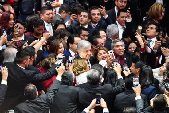 12��1�գ���ī�����׶�ī����ǣ�������˹����Ŭ����������˹���·���������У���ʽ����ī������ͳ���»������ ������ ��