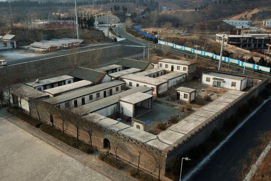 图为2021年2月9日拍摄的坐落在平山县西柏坡镇北庄村的中宣部旧址(无人机照片)新华社记者 杨世尧 摄