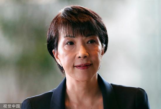 ▲9月11日,日本东京,新任总务大臣高市早苗抵达安倍首相官邸。|视觉中国