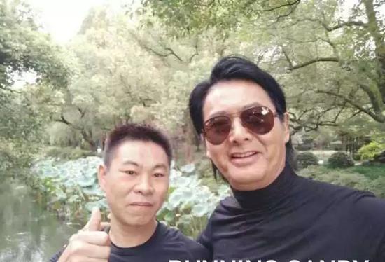 跑友朱桂林 图片来源:江小跑、跑友十三供图