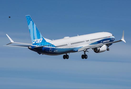 737max系列飞机最大机型完成首飞多国尚未解禁该系列客机