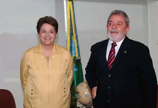 ·卢拉与巴西前总统罗塞夫。