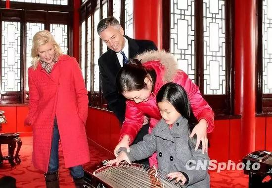 美国驻华大使都走访了多少个中国省份?