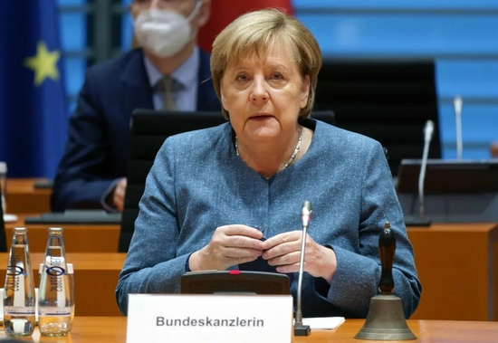 当地时间2021年9月22日，德国柏林，德国总理安格拉·默克尔出席了全国大选前最后一次的德国联邦政府每周内阁会议。图/IC photo