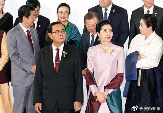韦德第六人最新款连衣裙 - 「我在秦淮品诗赏月」周礼勇:如果移民火星,人类会怀念地球上的月亮