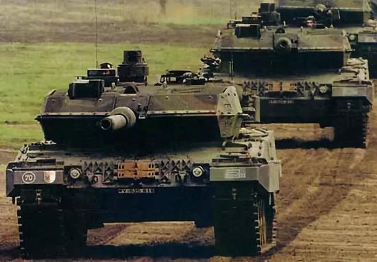 被称为“陆战王者”——德国“豹2”-A6主战坦克