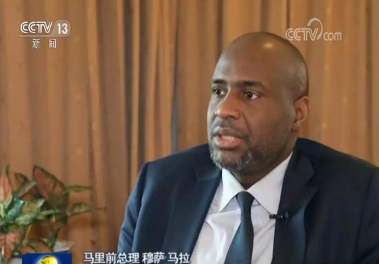 「欧盘在哪里看」段奕宏佩戴雪铁纳GMT两地时自动腕表演绎型男新风尚