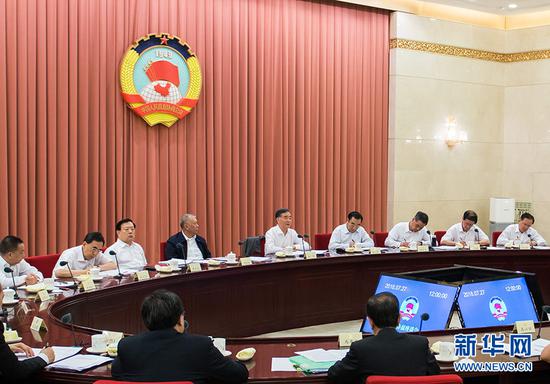 7月27日,十三届全国政协第七次双周协商座谈会在北京召开,中共中央政治局常委、全国政协主席汪洋主持会议并讲话。 新华社记者 翟健岚 摄