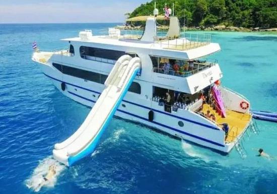 旅游网站上关于凤凰号的介绍