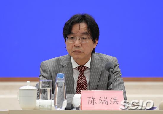 北京大学法学院教授、全国人大常委会澳门基本法委员会委员陈端洪(张馨 摄)