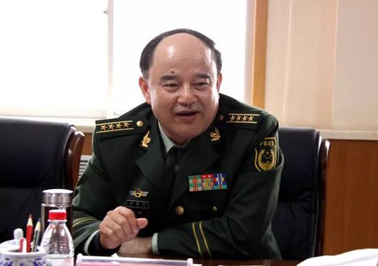 菲博娱乐官网下载地址·人生经得几番熬,不枉世间走一遭