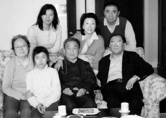  △和家人在一起