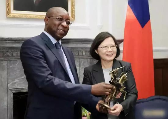 与台断交后 布基纳法索会与中国恢复邦交吗?