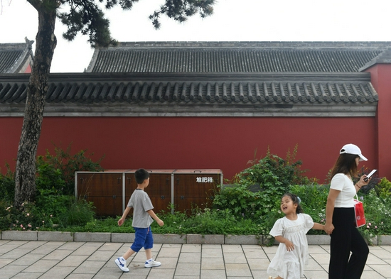 这是故宫内的生态堆肥花坛(7月13日摄)。新华社记者 金良快 摄
