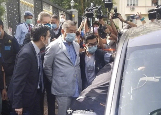 周庭被捕现场曝光 港警还透露黎智英案一个重要细节