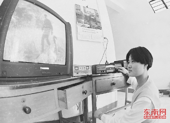 上世纪90年代，晋江为引进的教师人才提供了舒适的居住环境。福建日报记者林辉龙　摄
