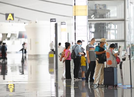 明天东航、南航共91个航班转场大兴机场