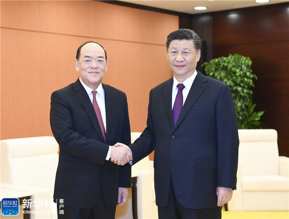 ↑12月20日,国家主席习近平在澳门会见刚刚就职的澳门特别行政区行政长官贺一诚。新华社记者 谢环驰 摄